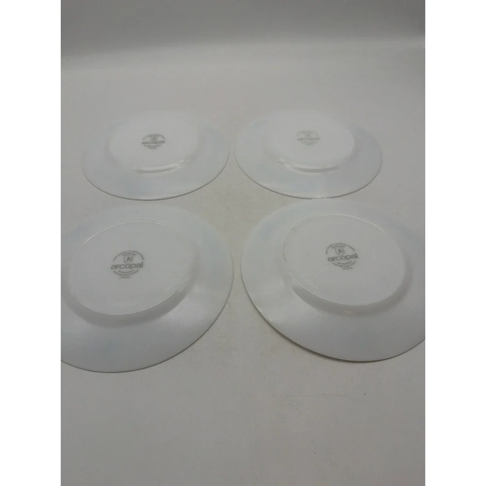 Set of 4 Arcopal Victorian Charm Milk Glass Dessert Plates 7 3/4